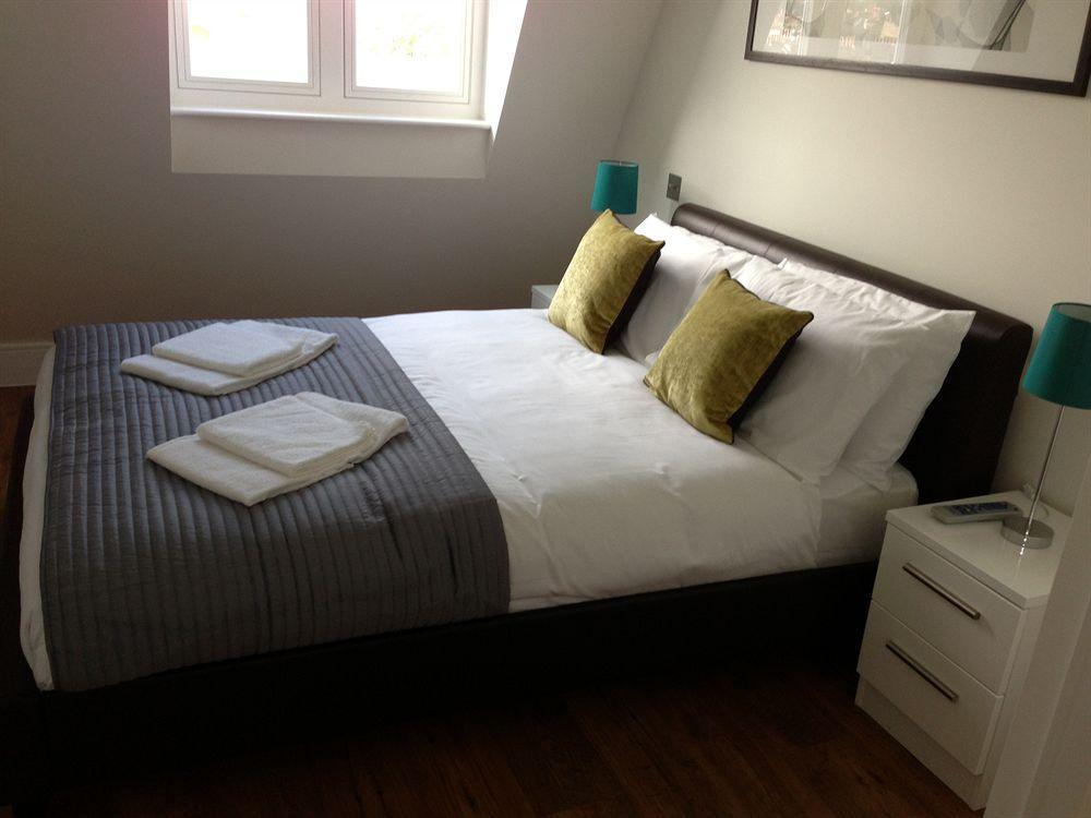 Max Serviced Apartments Commercial Road Лондон Екстериор снимка